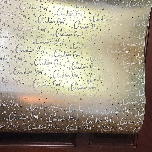 DIOR DOUBLE SIDED WRAPPING PAPER - Picture 4 of 6